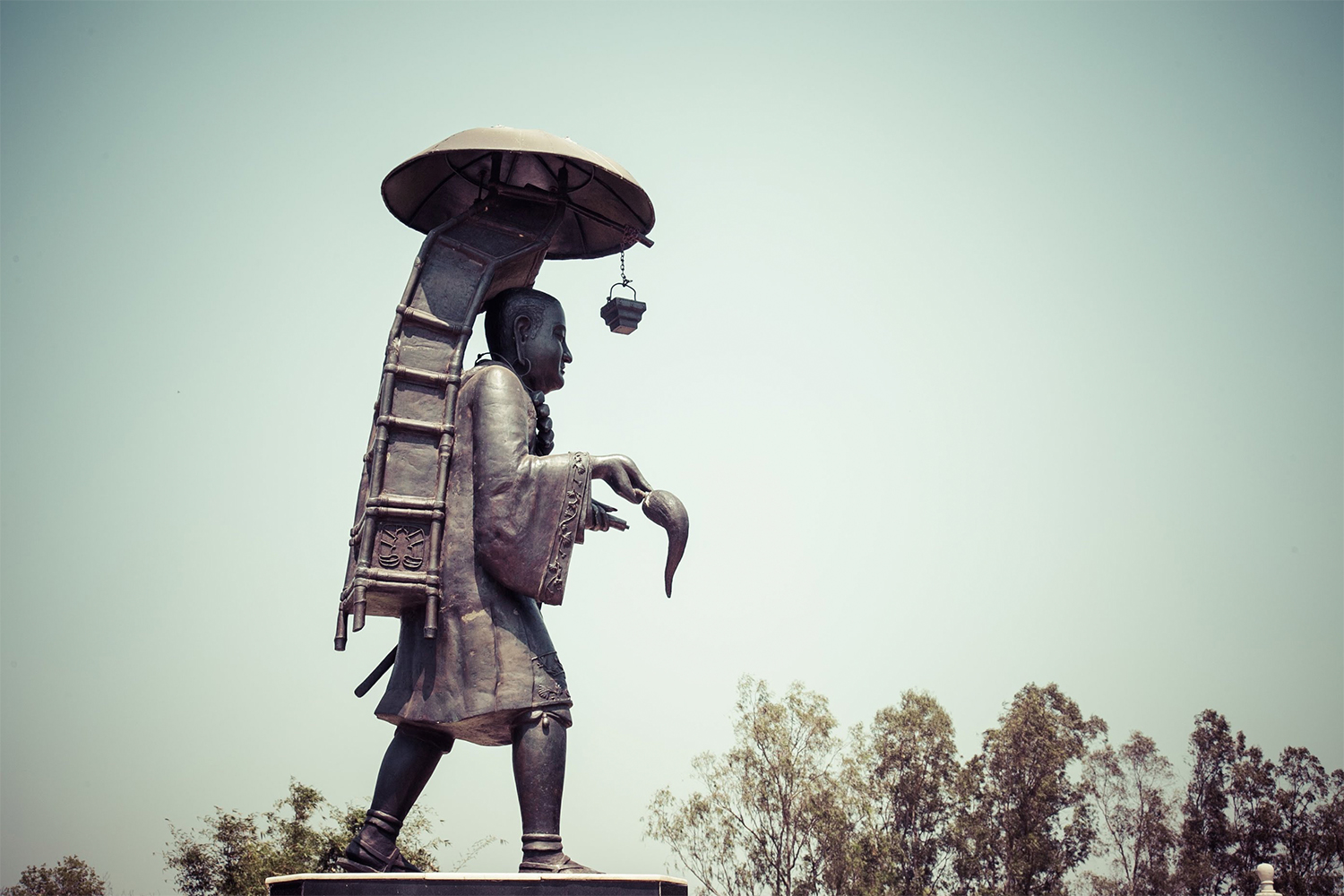 Capital of powerful and well-governed Deccan kingdom 