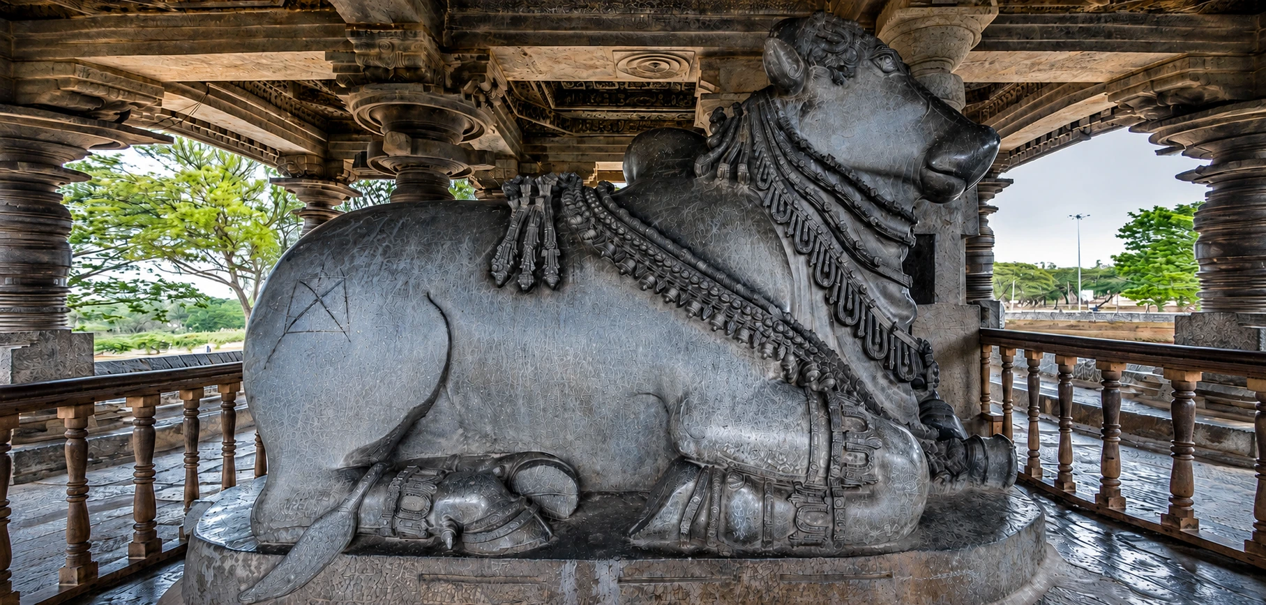 Nandi Statue Sculpture